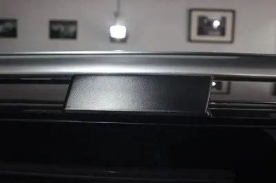 ルーフレールの磨きとプロテクションフィルム