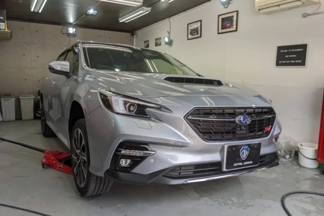 SUBARUレヴォーグ、ハイブリッドガラスコーティング施工例/神奈川県川崎市I様