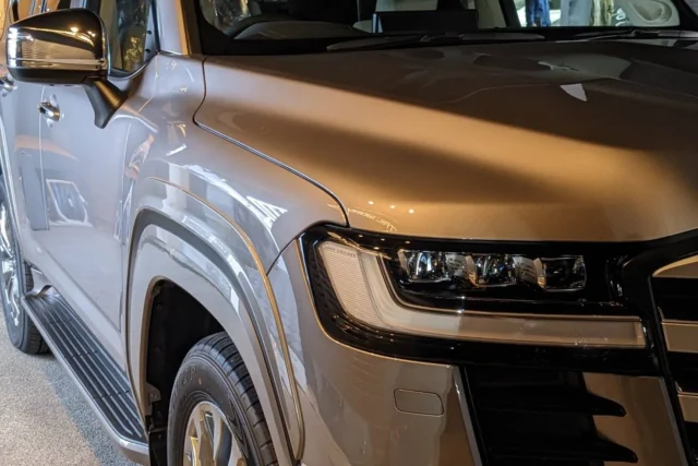 TOYOTA LAND CRUISER 300　ボディコーティング施工例/東京都町田市E様
