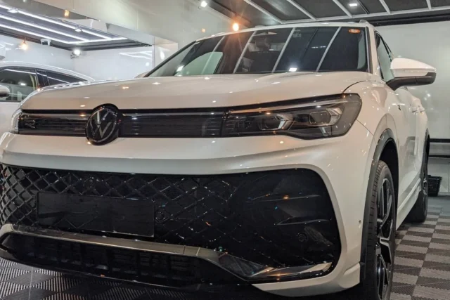 Volkswagen Tiguan TDI 4MOTION R-Lineボディコーティング等施工例/東京都あきる野市K様