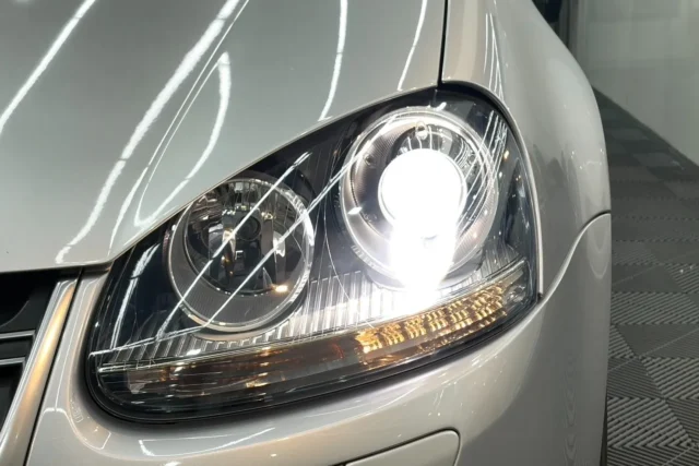 Volkswagen Golf mk5 R32/ヘッドライトリペア施工例/神奈川県相模原市N様