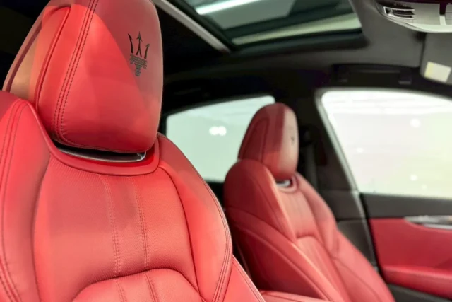 Maserati Levante SQ4　レザーシートコーティング施工例/東京都世田谷区Y様
