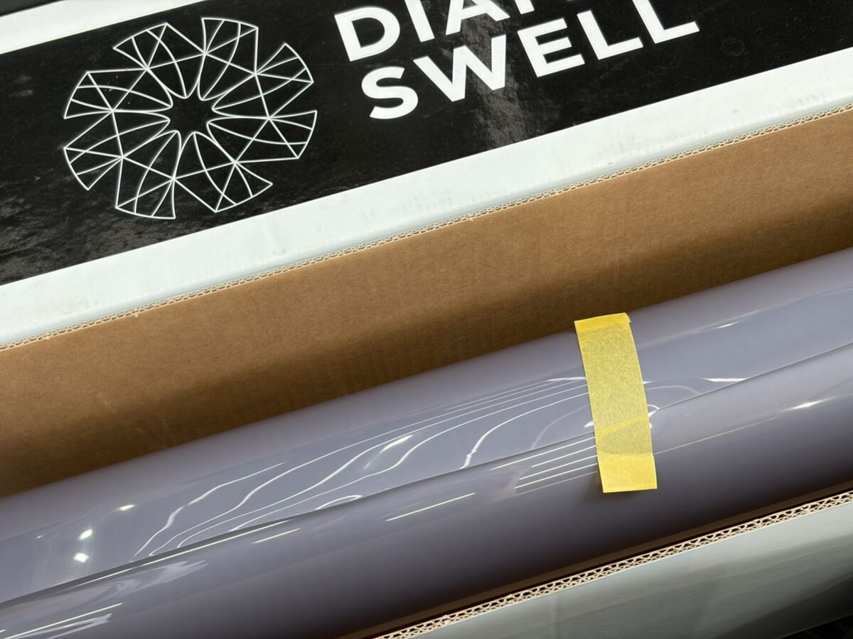 ヘッドライトプロテクション　DIAMOND SWELLのBLACK VIOLET ダイアモンドスウェル ブラックヴァイオレット　バイオレット