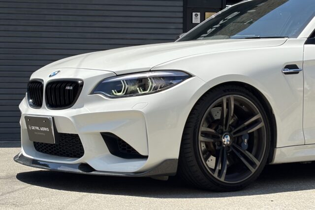 貼るだけで綺麗に？ヘッドライトプロテクション施工例BMW M2［F87］/千葉県浦安市 T様